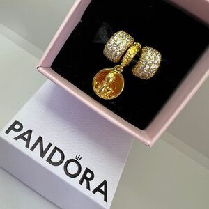 Disney x Pandora Lion King Charm Bundle